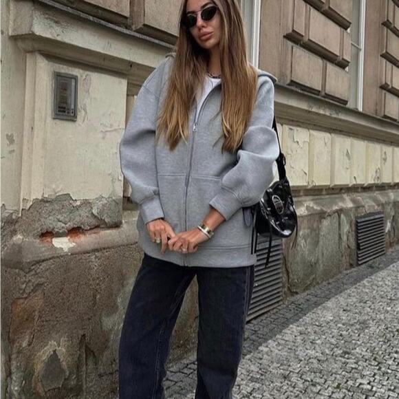 ZARA BLOGGER FAVORITE SOFT NEOPRENE EFFECT BOMBER - Picture 3 of 9